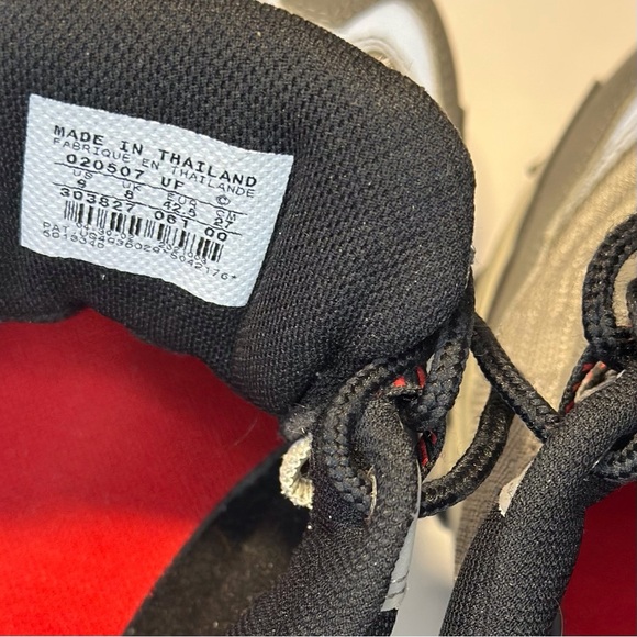 Nike Air size 9 men’s ( please see the description) - Picture 13 of 15